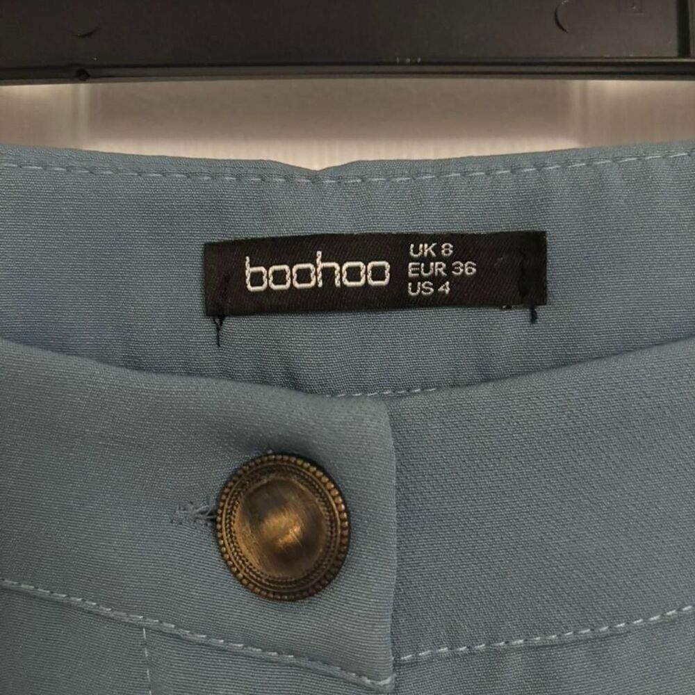 Boohoo Women's Blue Blazer and Pant Suit Set - Picture 6 of 8